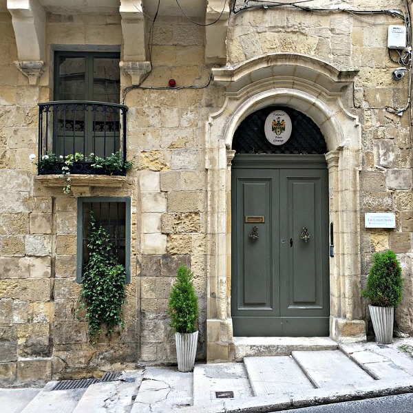 doors and windows valletta