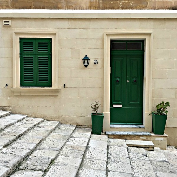 doors and windows valletta