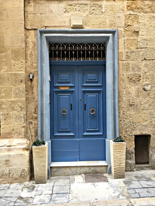 doors and windows valletta