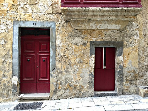 doors and windows valletta