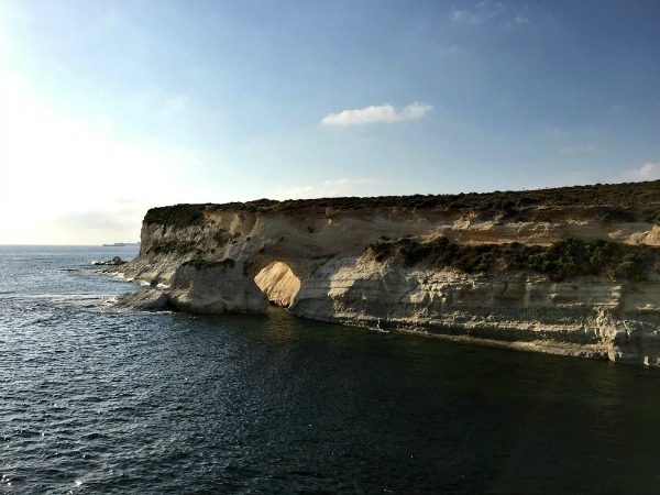 marsaskala bay cliffs window