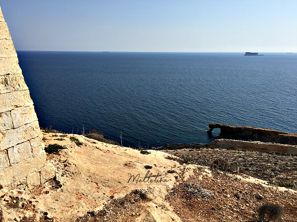 view of ghar hanex window from Tal-Ħamrija Coastal Tower