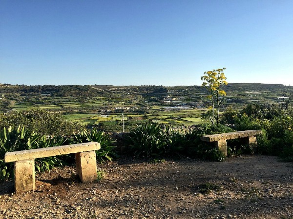 top bench views malta