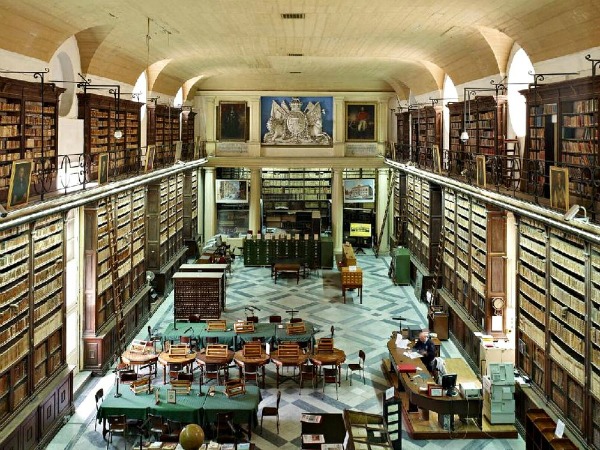 malta national library valletta