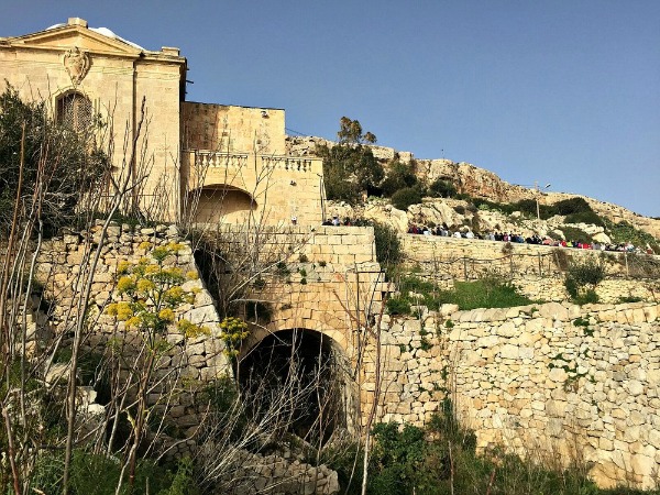 fawwara hike malta