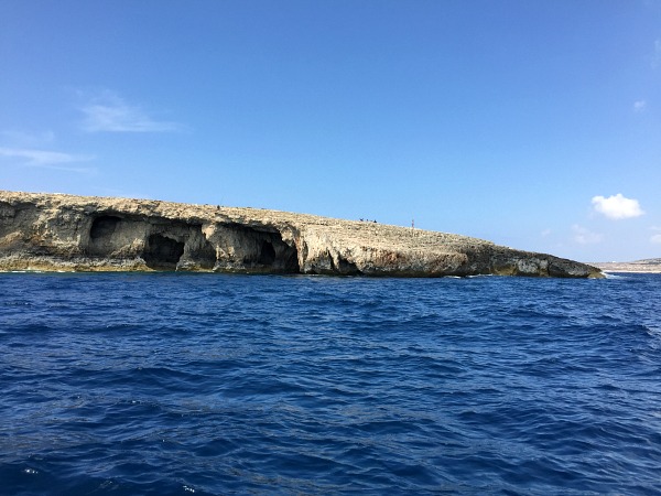 hidden coral lagoon malta