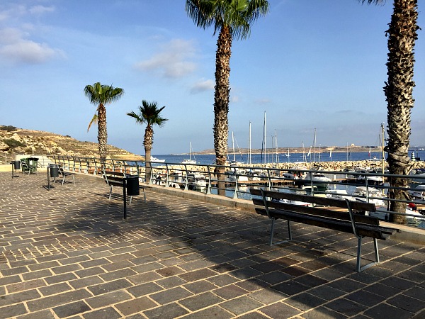 mgarr harbour promenade