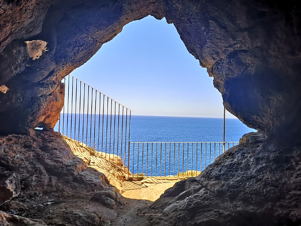 ghar hasan cave view point