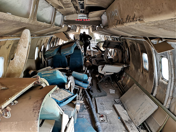 abandoned plane montekristo estate